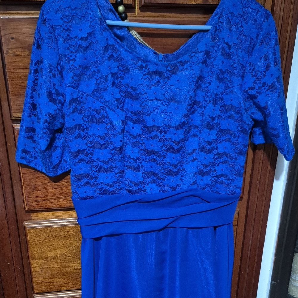 Elegant Blue Lace Dress